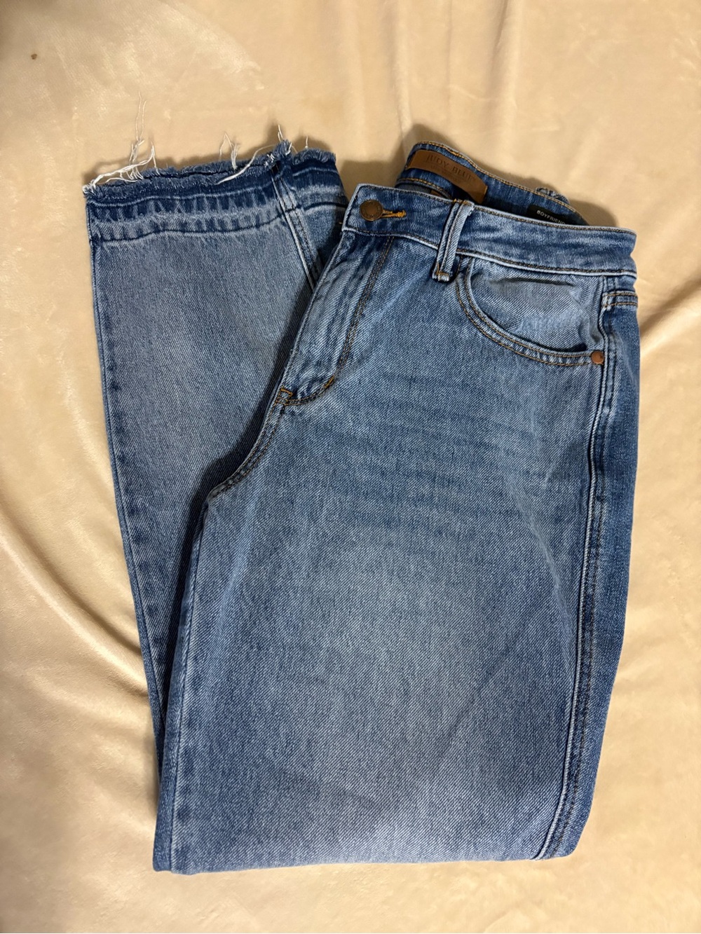 Judy Blue Medium Wash Straight-Leg Women's Jeans